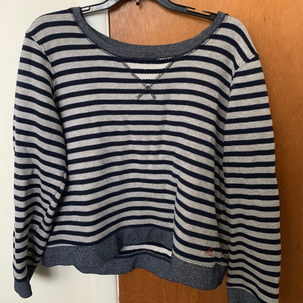 Stripped Cropped Levi’s Sweater
